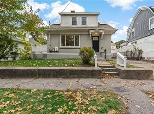 121 Sackett St, Providence, RI 02907