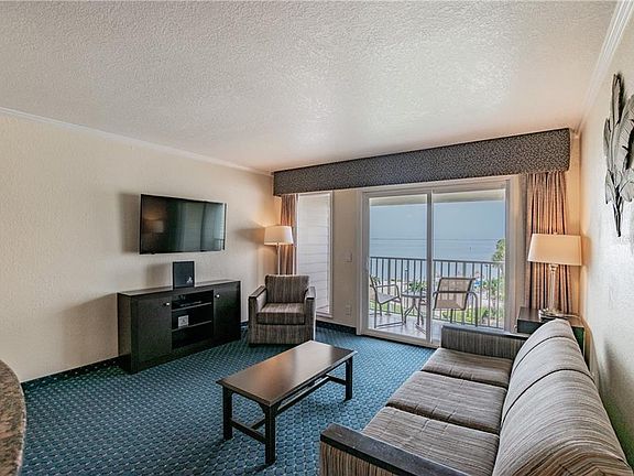 3rd image of 2506 N Rocky Point Dr #441