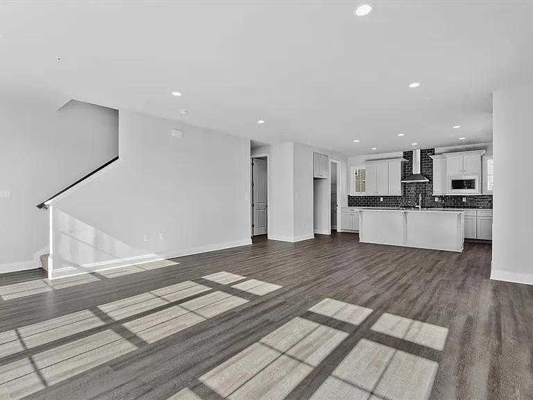 235 Main St — Photo 12