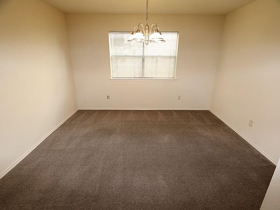 4th image of 10031 Red Wolf Ln