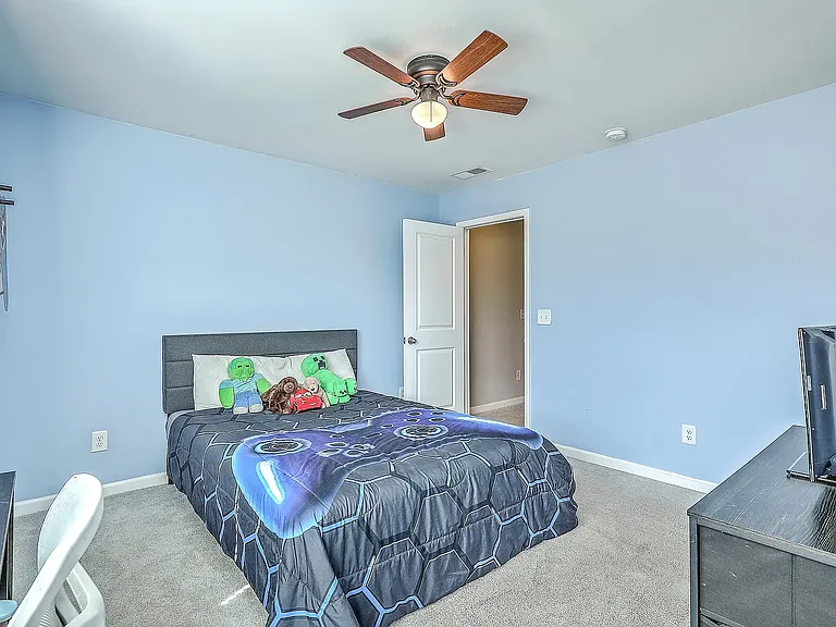 508 Alderly Dr — Photo 15