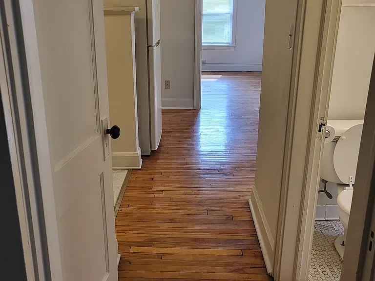 902 Grand Ave — Photo 15