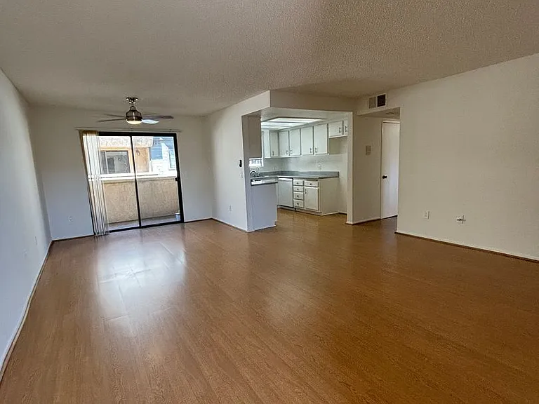 1232-1234 Orange Grove Ave — Photo 2