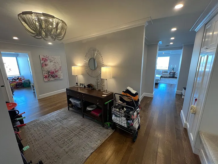 85 E India Row #37 — Photo 9