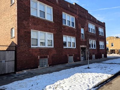 3657 N Whipple St, Chicago, IL, 60618