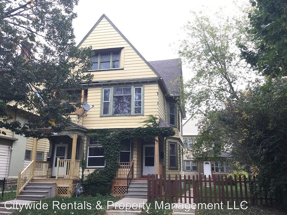 1st image of 2324A N 1st St