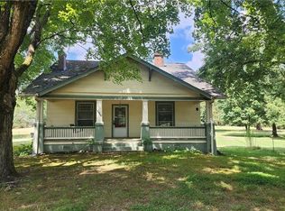 2926 Old Salisbury Rd, Winston Salem, NC 27127