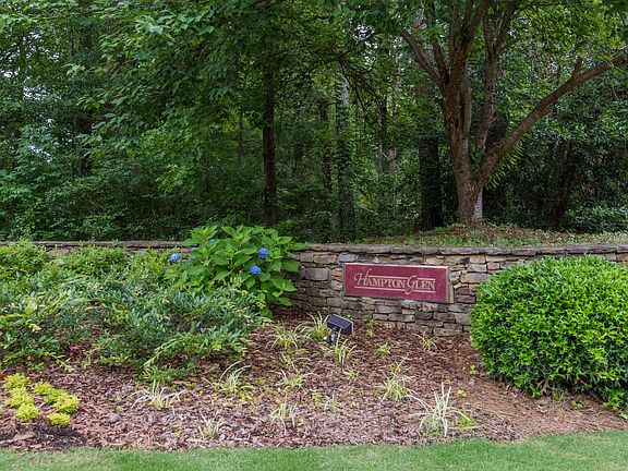 2nd image of 2424 Westport Cir SW