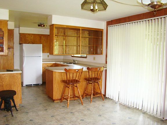 2nd image of 3911 S 356th St