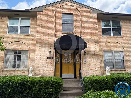 5835 Sandhurst Ln #D Photo 1