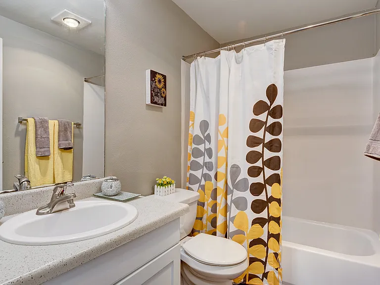 The Stinson Apartment Homes — Photo 23