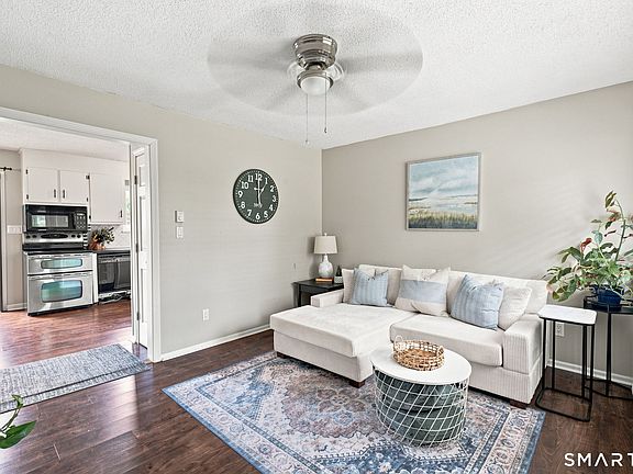 3rd image of 820 Matthews Street #4