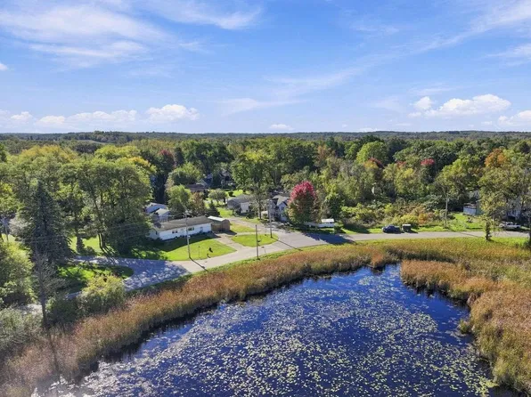 N1180 S Lake Shore DRIVE, Genoa City, WI 53128