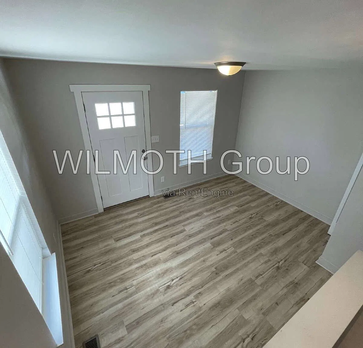 2 bed, 1.0 bath, 930 sqft, $1,595 — Photo 3