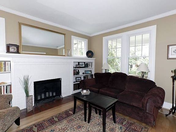 Living Room w/Fireplace