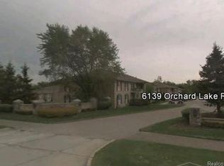 6151 Orchard Lake Rd #1-101-102, West Bloomfield, MI 48322