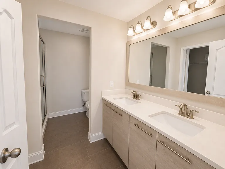 160 Angelas Ave — Photo 17