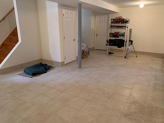 2nd image of 3127 Wissman Ave #1