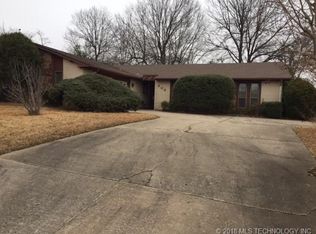 206 S Crabtree Rd, Muskogee, OK 74403