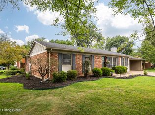 2804 Gleeson Ln, Jeffersontown, KY 40299
