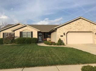 1125 Juniper Pl, Chatham, IL 62629