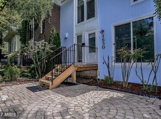 1650 Wainwright Dr, Reston, VA 20190