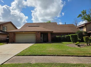 7707 Candlegreen Ln, Houston, TX 77071