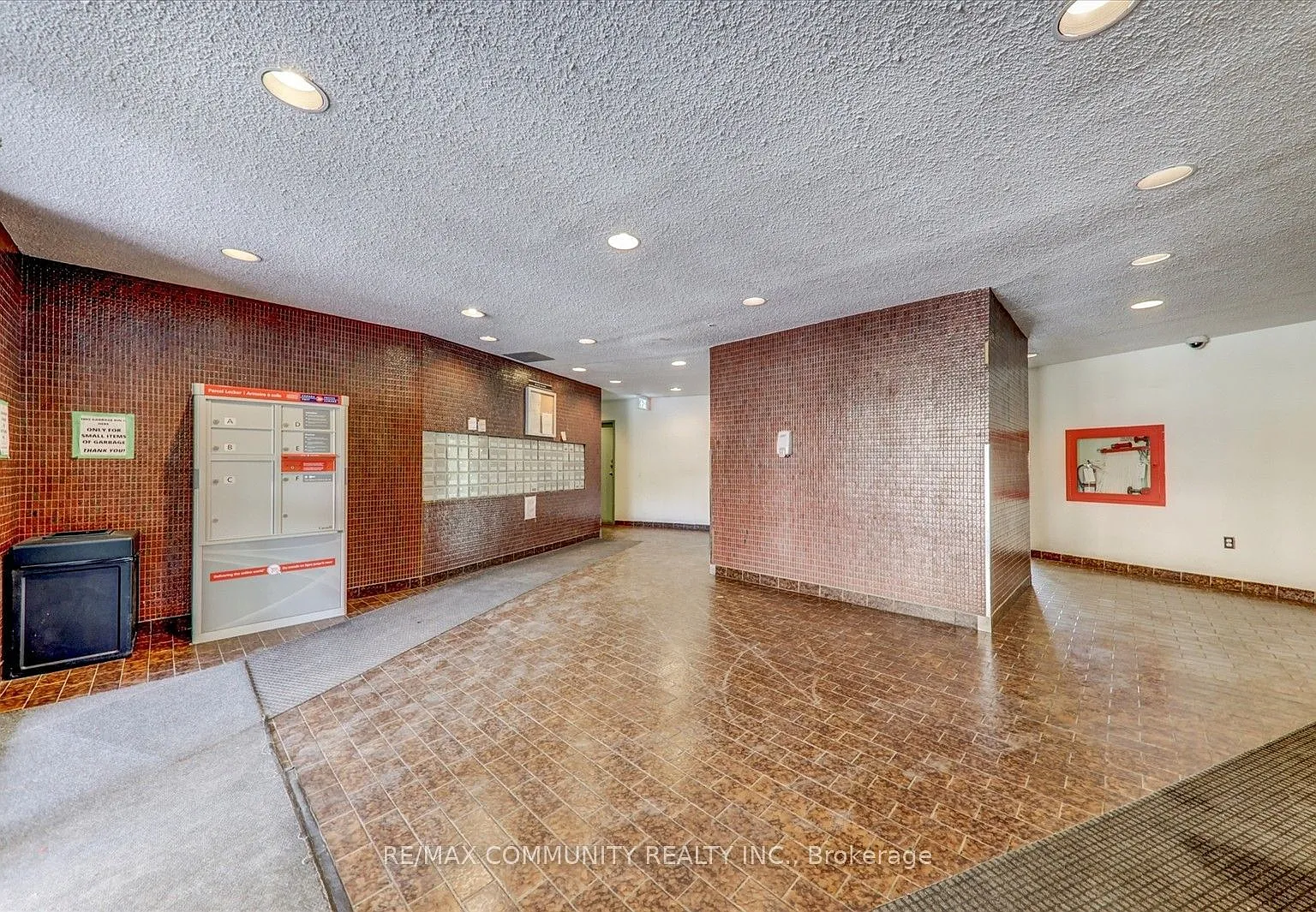 3 bed, $2,900 — Photo 4