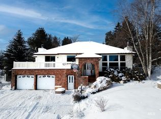 1459 Ridgeview Dr, Moscow, ID 83843