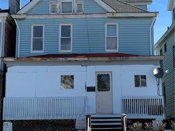 1215 Margaret St, Homestead, PA 15120