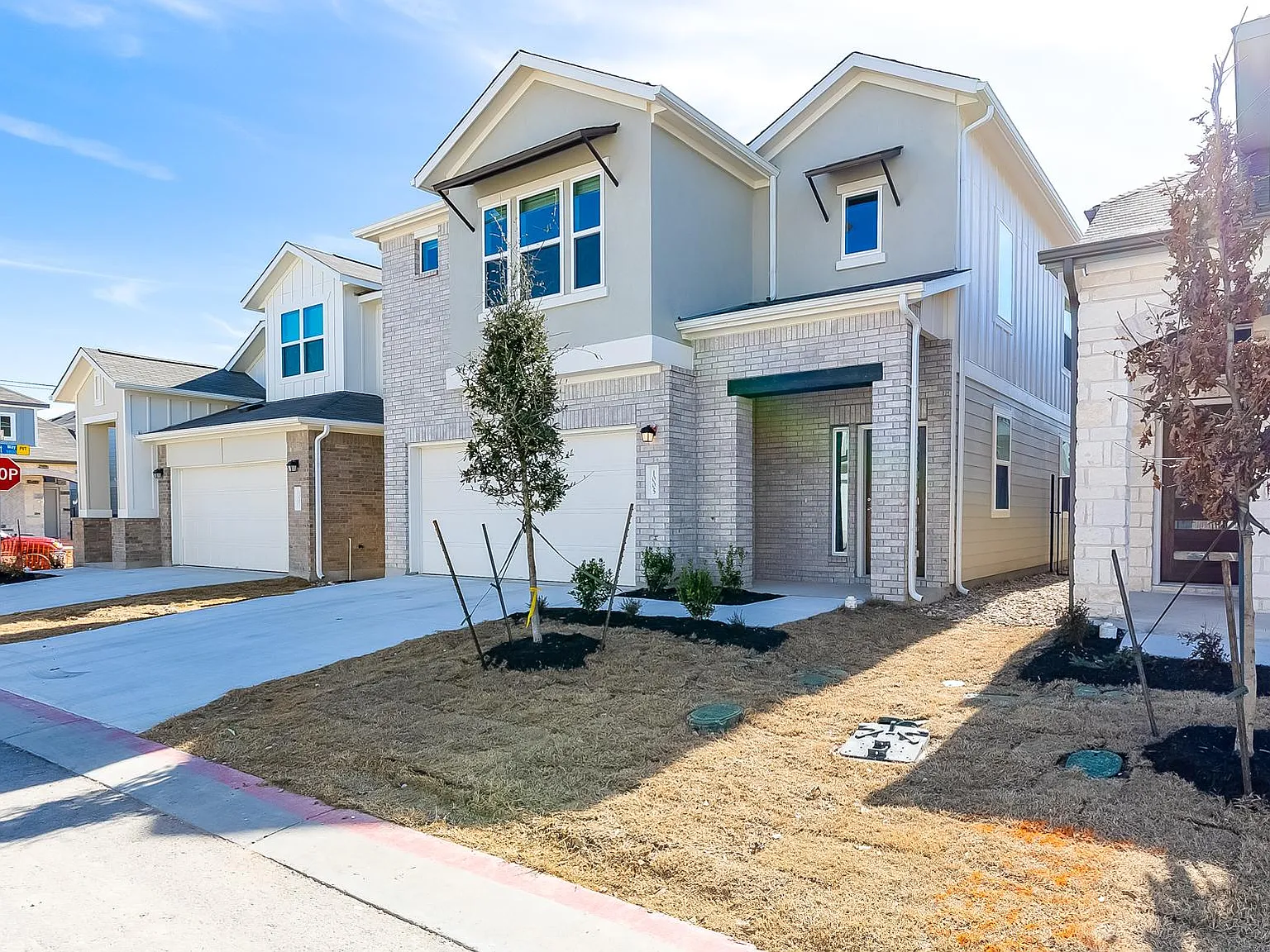4 bed, 2.5 bath, 2253 sqft, $2,650 — Photo 1