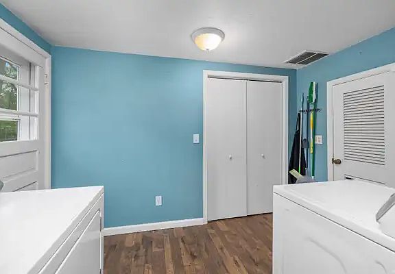 5th image of 3955 W Shady Side Rd