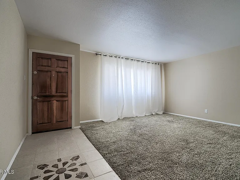 2927 Harrison Ave — Photo 29
