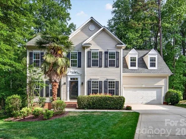 13209 Alex Mill Dr, Pineville, NC 28134