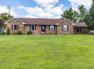 10530 Parks Rd, Utica, KY 42376