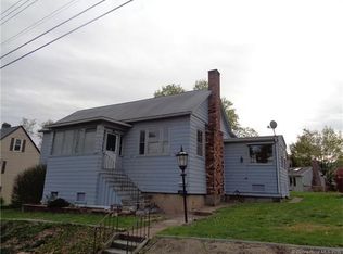 38 Lancaster Rd, Manchester, CT 06040