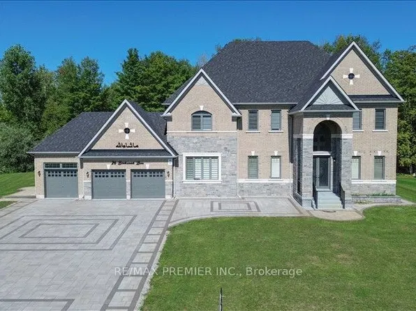 26 Birchwood Ln, Essa, ON L0M 1B1