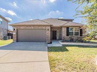 4800 Lazy Oaks St, Fort Worth, TX 76244