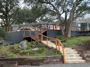 18185 7th St E, Sonoma, CA 95476