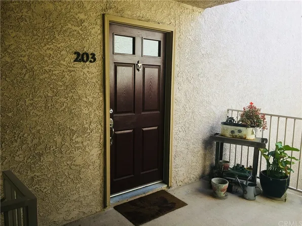 2325 Del Mar Way Unit 203, Corona, CA 92882