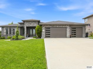2010 S 214th St, Elkhorn, NE 68022