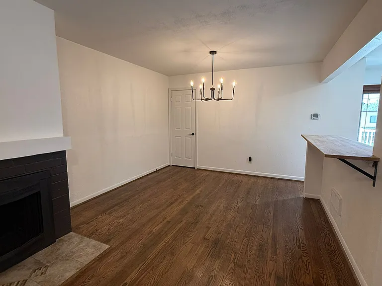 615 Loyola Dr — Photo 7