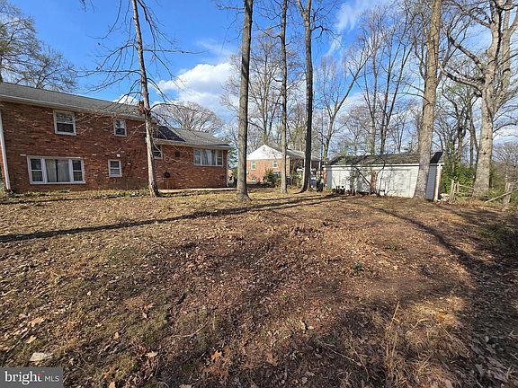 4th image of 10311 Cleveland St