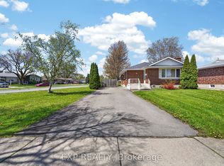 51 Parkdale Dr, Thorold, ON L2V 2N7
