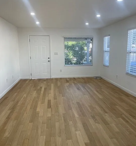 1254 N Detroit St #1260 — Photo 3