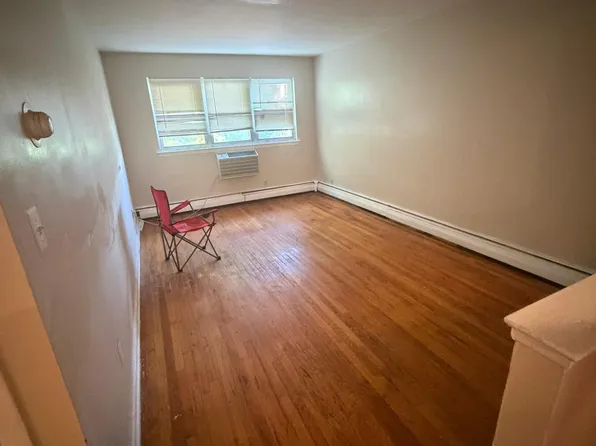 (undisclosed Address), Bronx, NY 10469