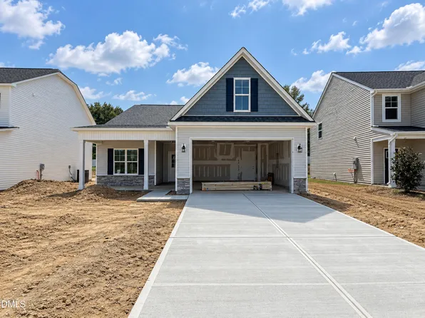 101 Crossvine St #9, Selma, NC 27576