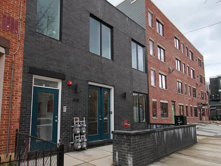 810 N Uber St #2 — Photo 2