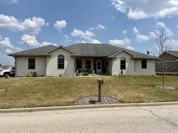 1011 Pinewood COURT, Sparta, WI 54656