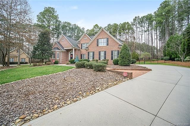 1st image of 409 W Glenview Dr